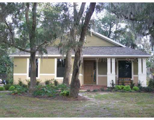 560 Lake Geneva Road Geneva, FL 32732 - Photo 1 of 1 Exterior Front