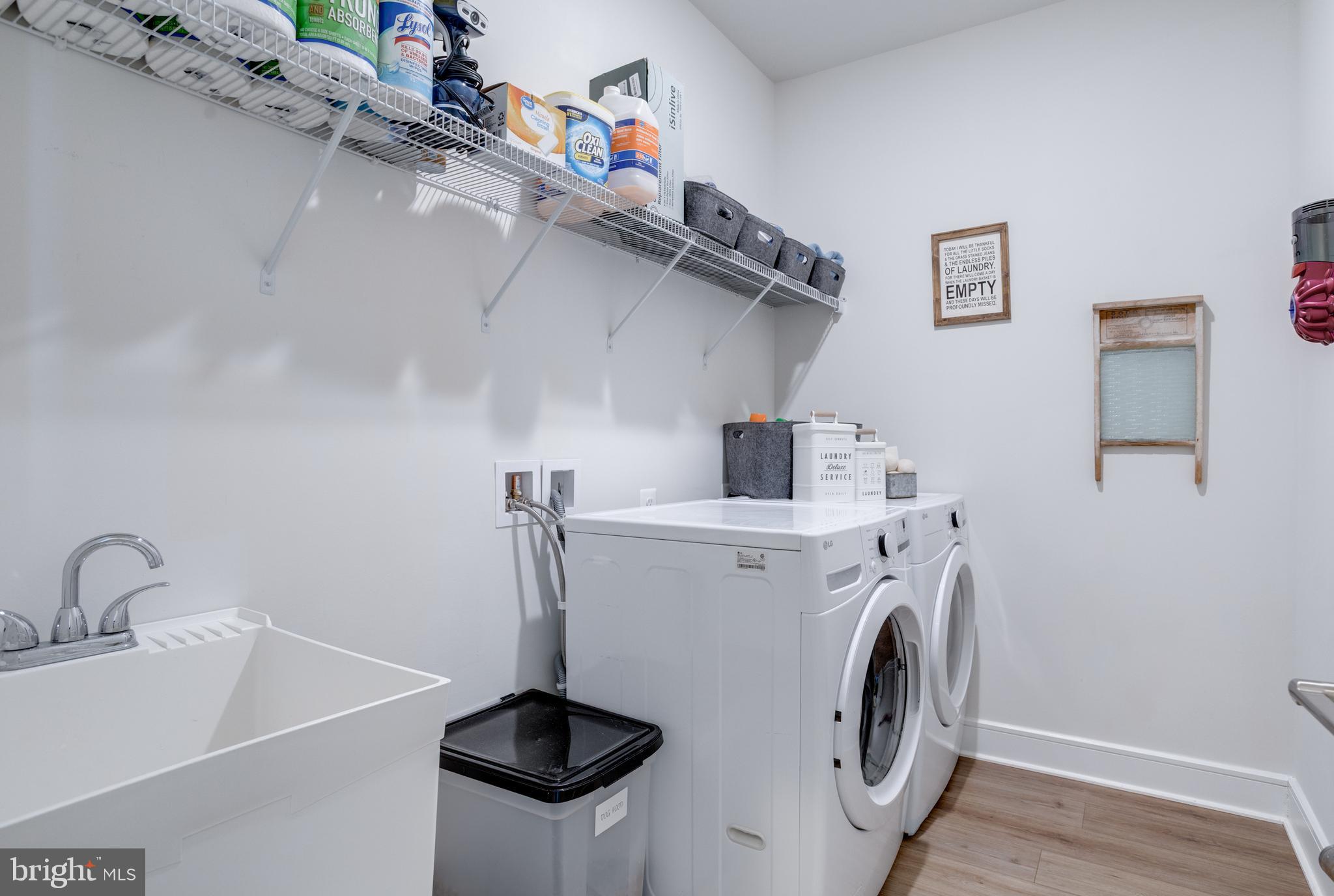 14488 Nebbiolo Drive Gainesville, VA 20155 - Photo 41 of 54 a utility room with dryer and washer