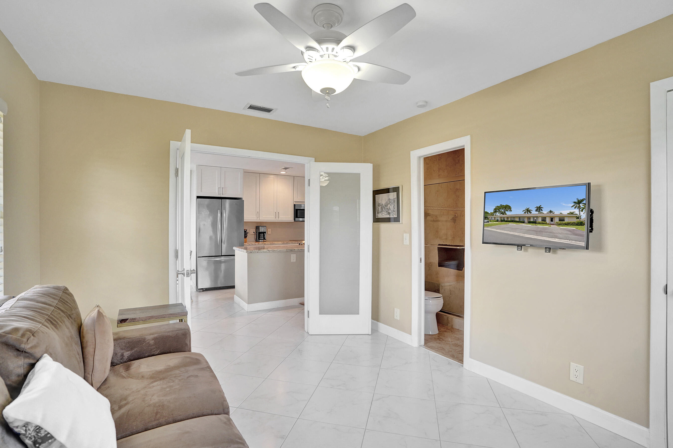 8620 Chevy Chase Drive Boca Raton, FL 33433 - Photo 24 of 44 DSC05760