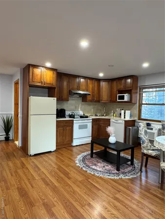 $1,850 | 287 Highway 32, Unit 202, Central Valley, NY 10917