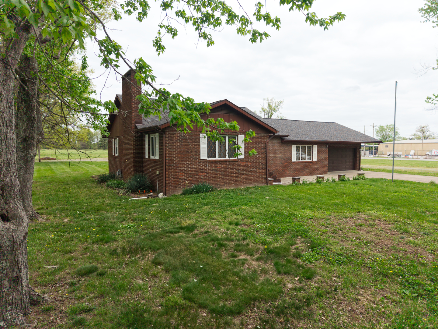 8576 Old 13 Route Marion, IL 62959 - Photo 3 of 26