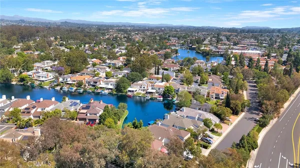 $1,649,000 | 22706 Wood Lake Lane, Lake Forest, CA 92630