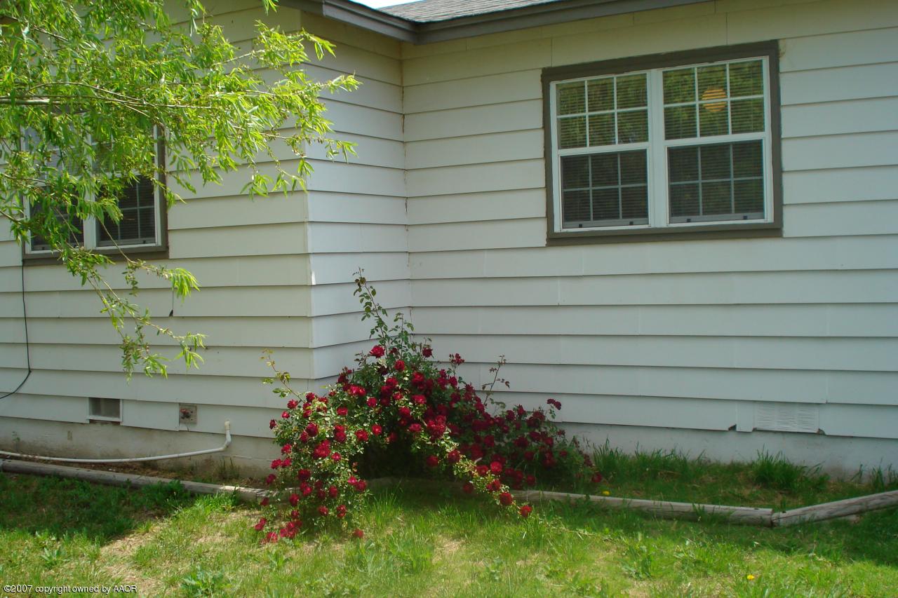 4701 South Fannin Street Amarillo, TX 79110 - Photo 10 of 10 Landscape 2