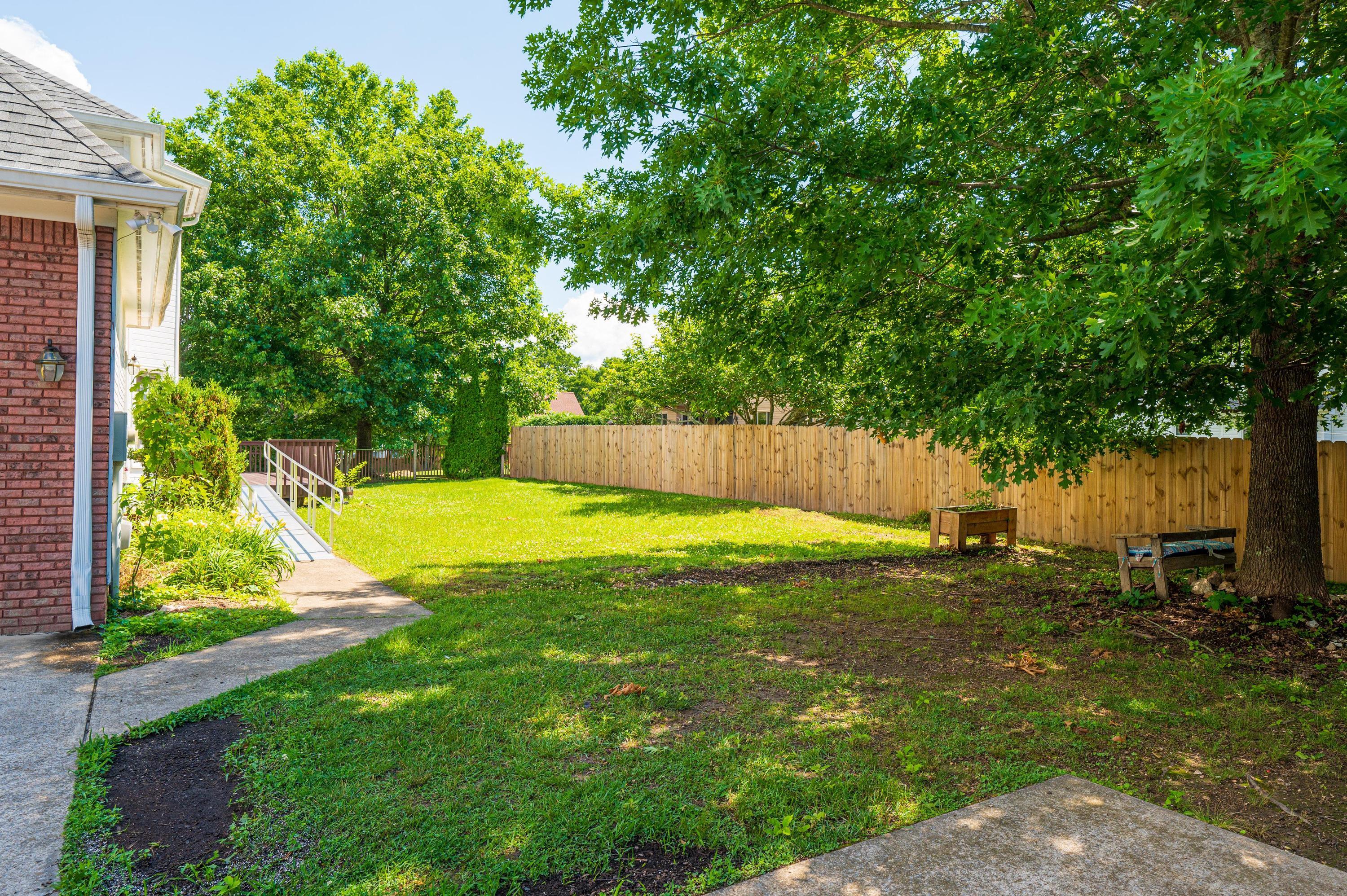 9322 Shadow Point Circle Chattanooga, TN 37421 - Photo 3 of 49 Exterior