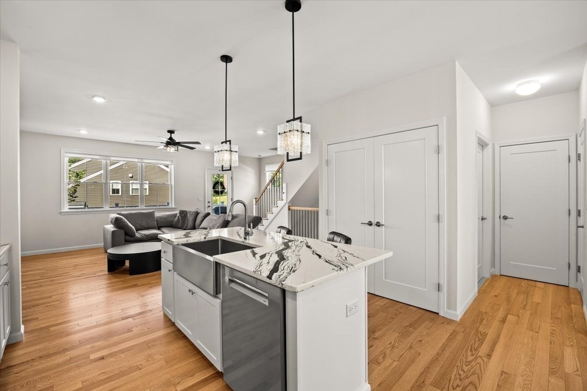 18 Oxbow Road, Unit 121 Raynham, MA 02767 - Photo 13 of 39 Gallery Image 13