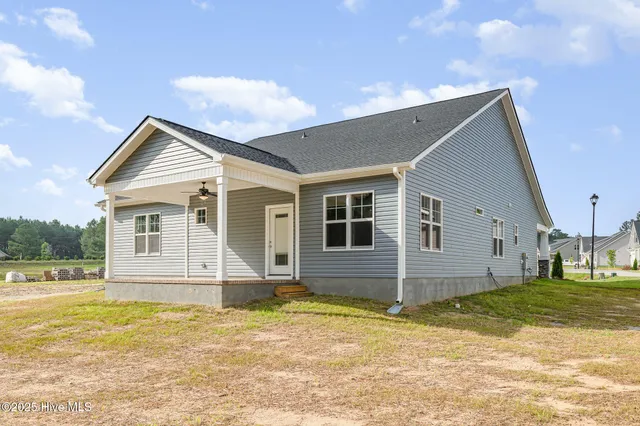 $364,800 | 98 Laramie Lane, Selma, NC 27576
