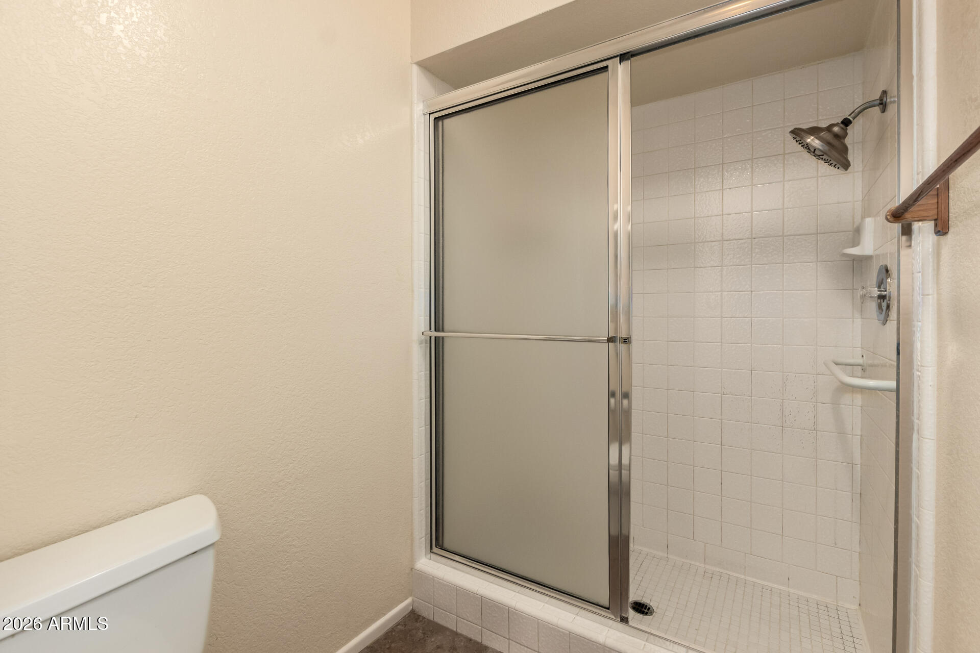 520 South Greenfield Road, Unit 30 Mesa, AZ 85206 - Photo 16 of 29 a bathroom with a shower