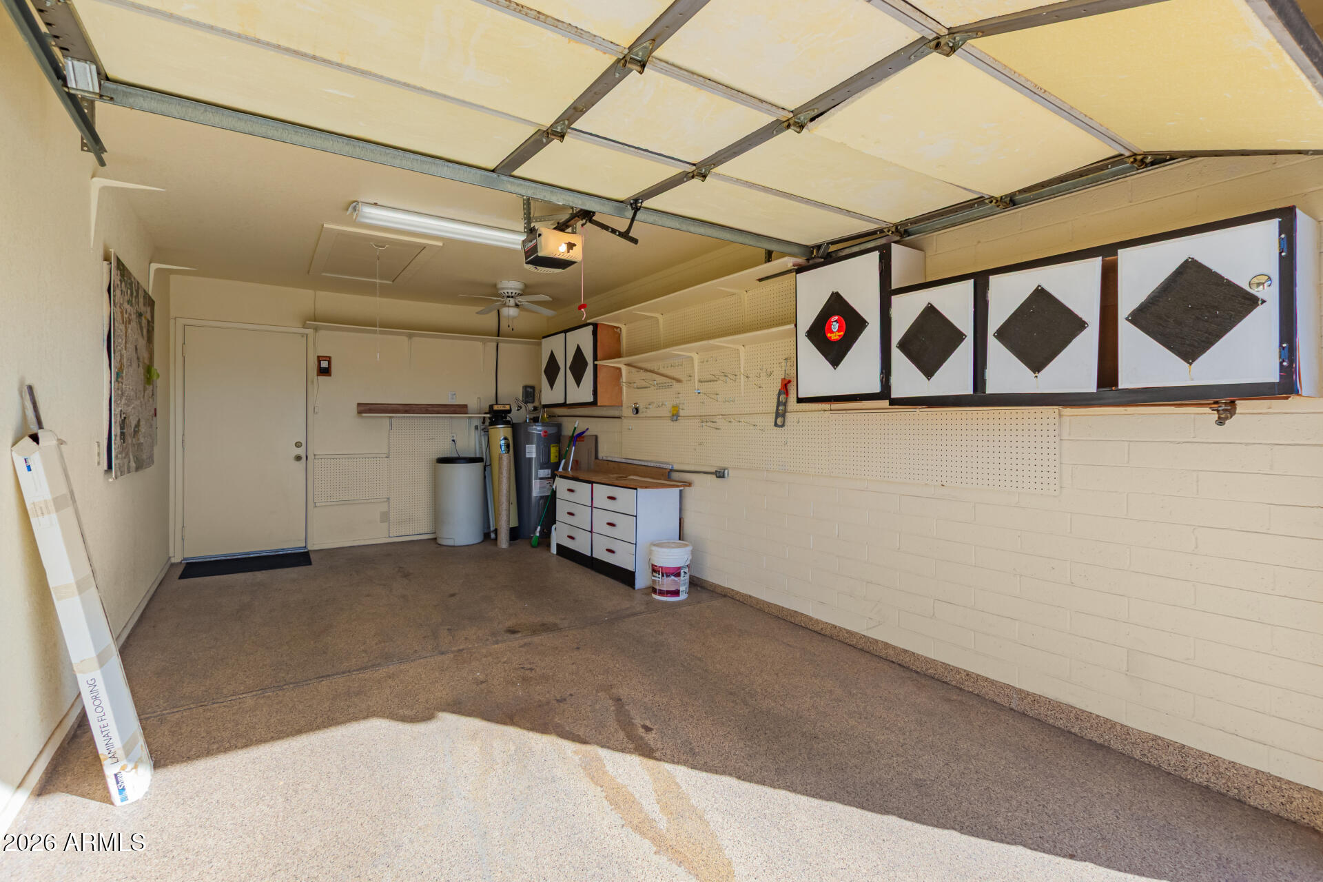 520 South Greenfield Road, Unit 30 Mesa, AZ 85206 - Photo 26 of 29 a view of a garage