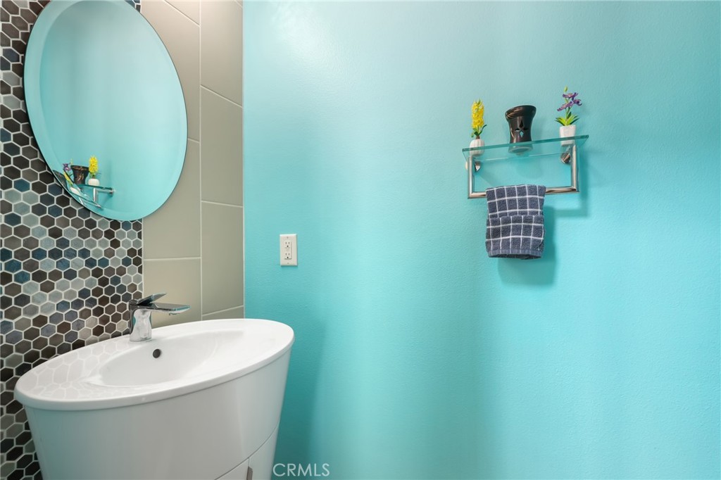 2 Serena Way Stanton, CA 90680 - Photo 16 of 36