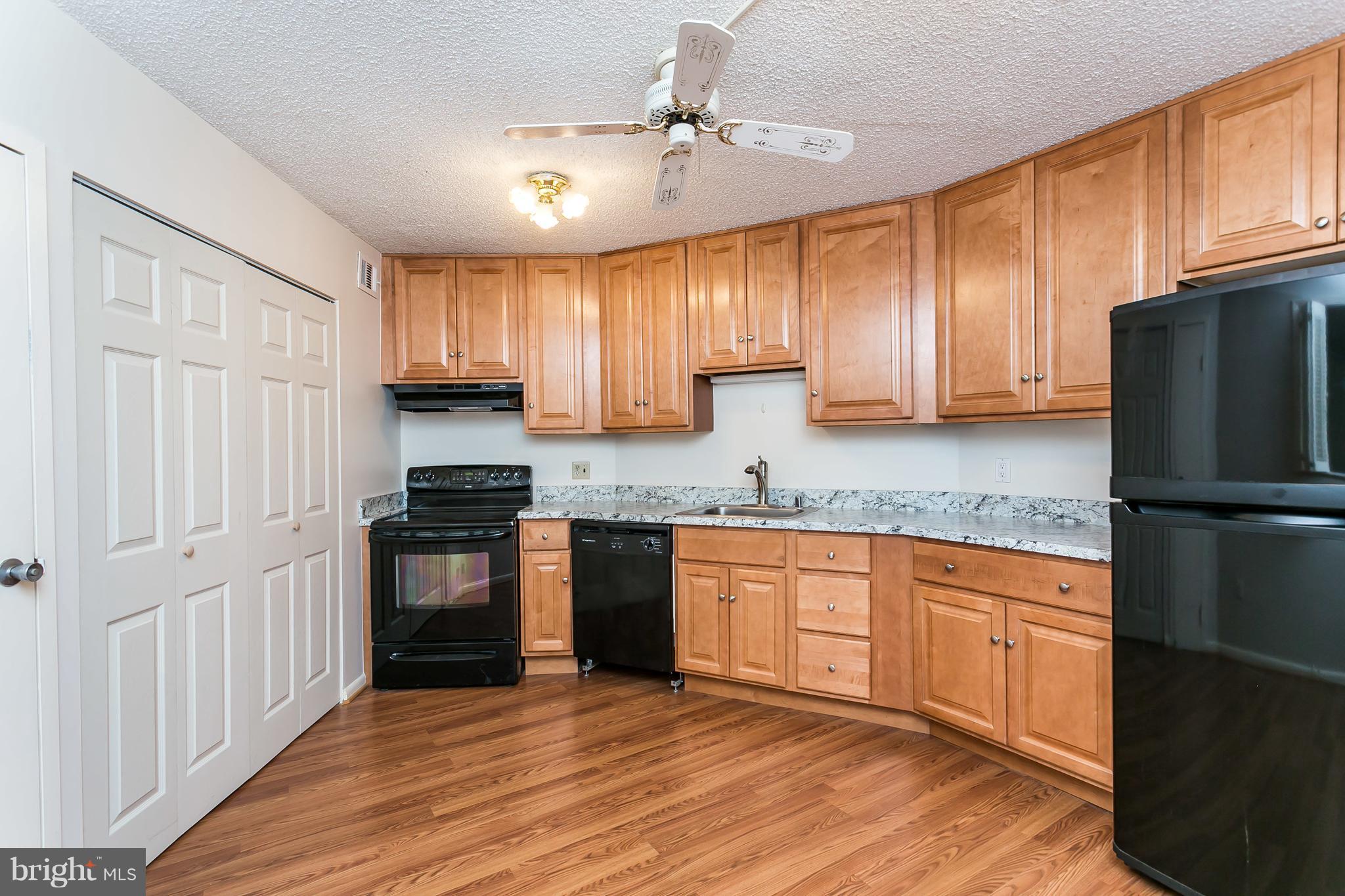 205 East Joppa Road, Unit 2307 Baltimore, MD 21286 - Photo 7 of 21 Kitchen