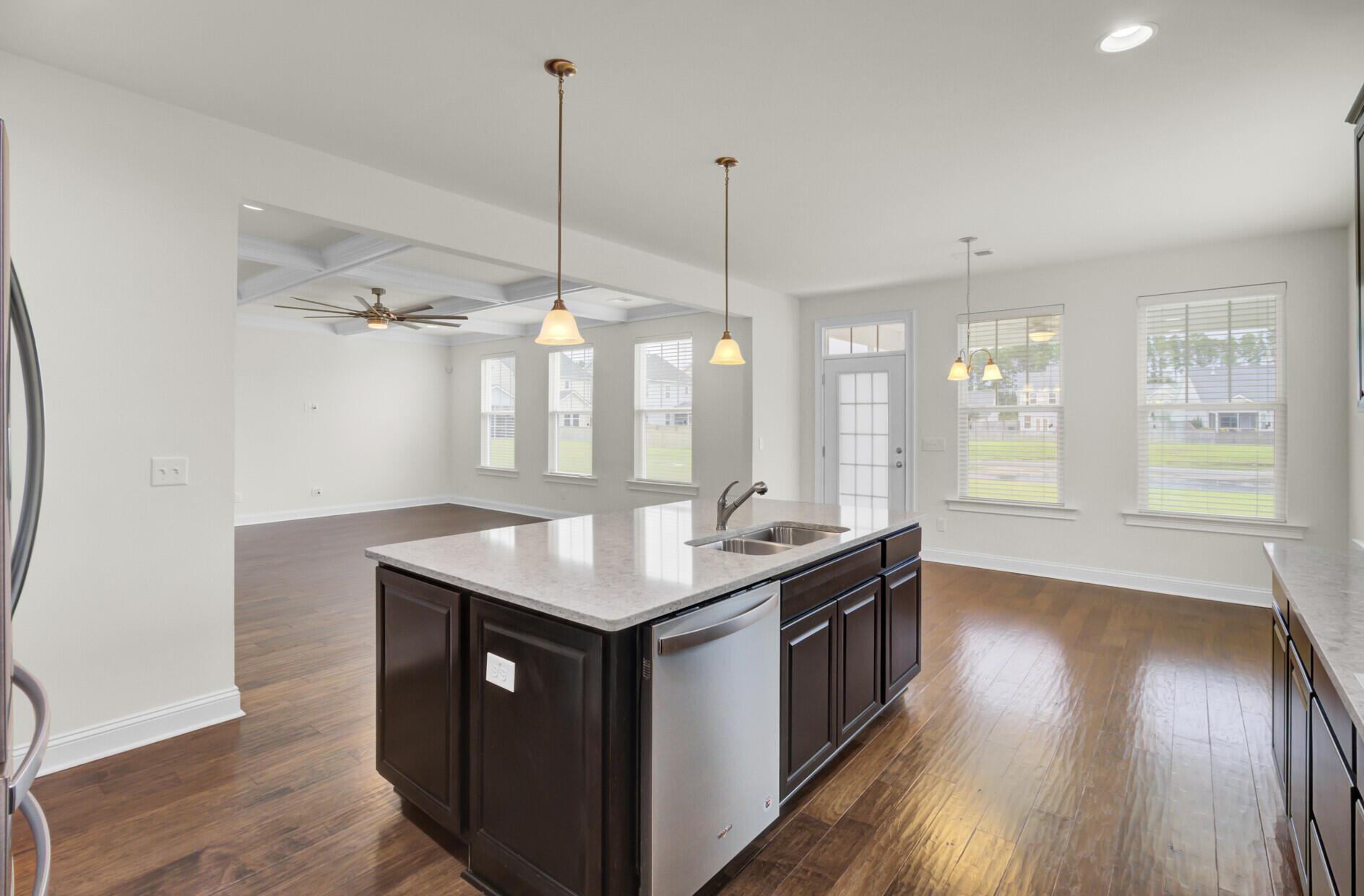 461 Spectrum Road Summerville, SC 29486 - Photo 21 of 79 30_22_mls