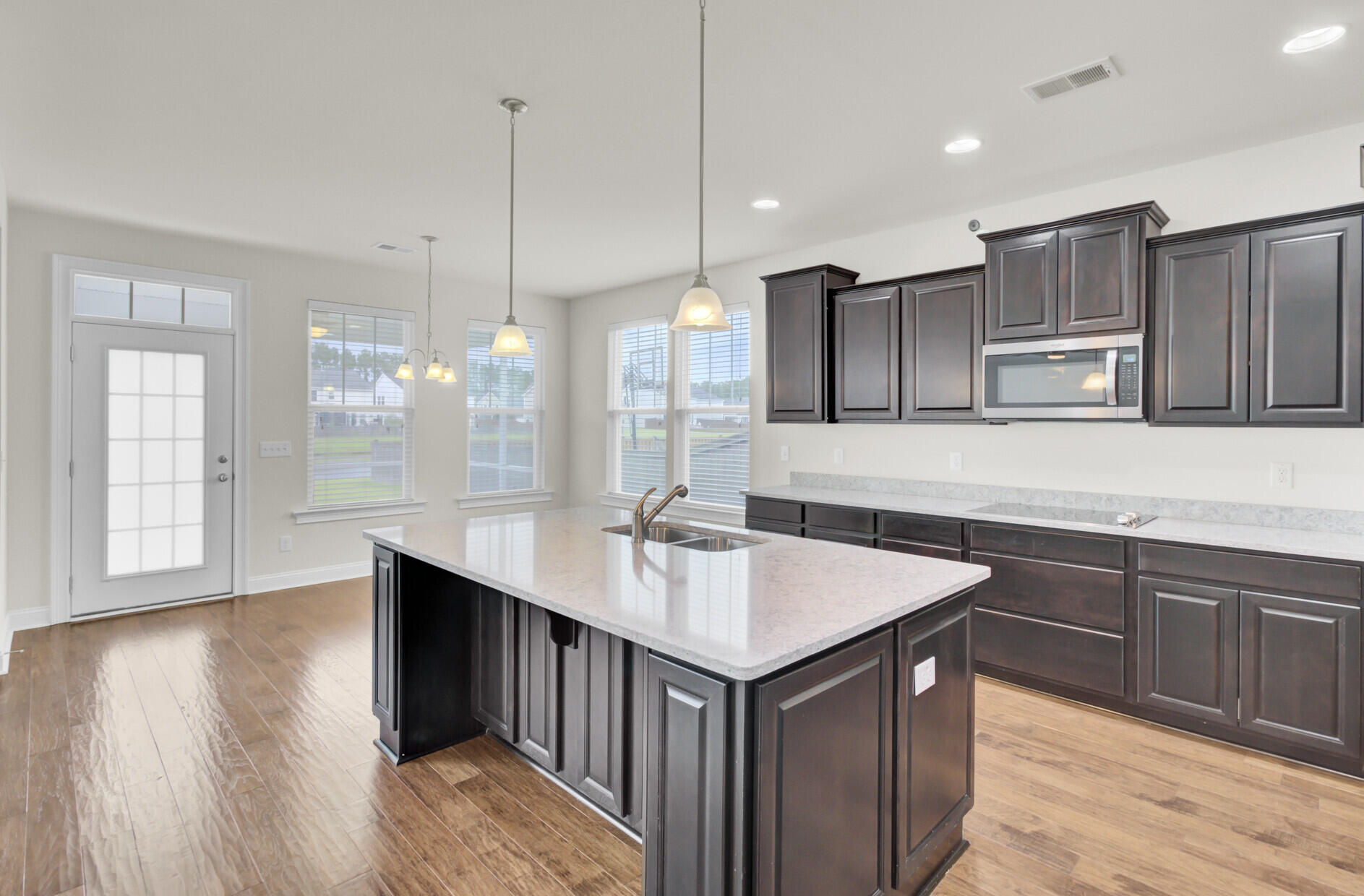 461 Spectrum Road Summerville, SC 29486 - Photo 22 of 79 31_23_mls