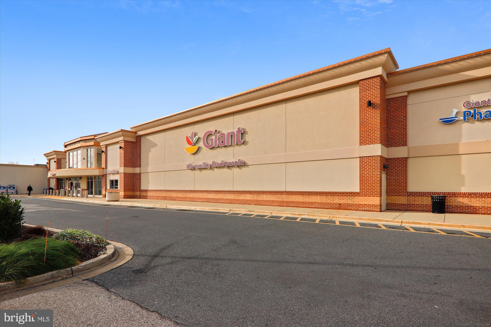 12403 Shawmont Lane Bowie, MD 20715 - Photo 58 of 59 a street sign on a street