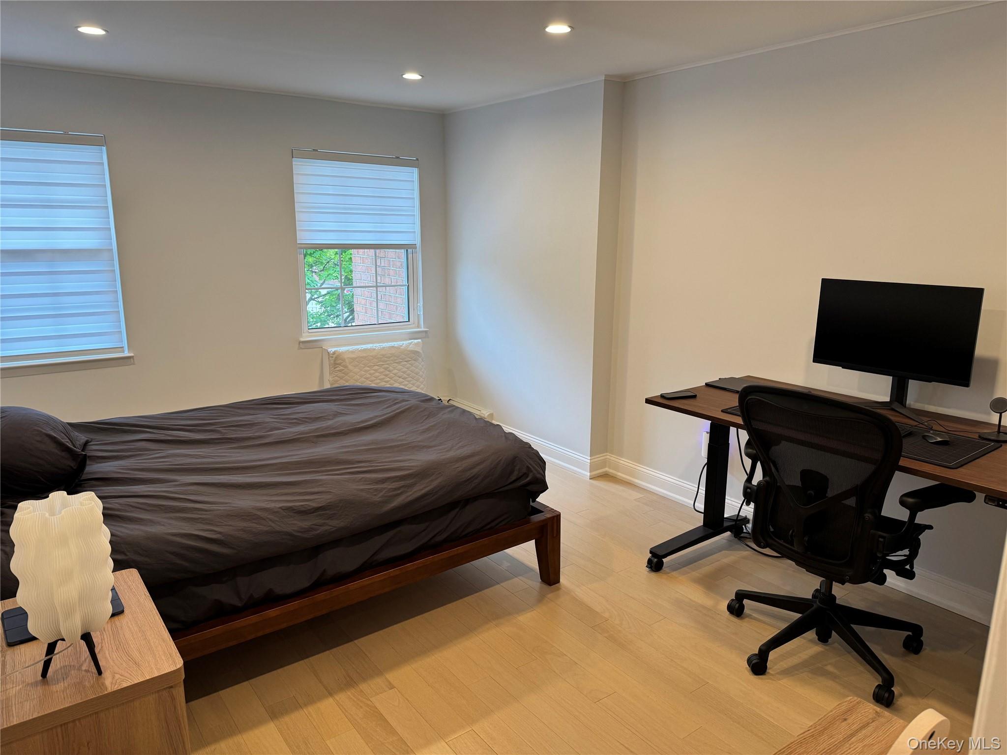 208-08 Robert Road, Unit 191M Queens, NY 11360 - Photo 7 of 37
