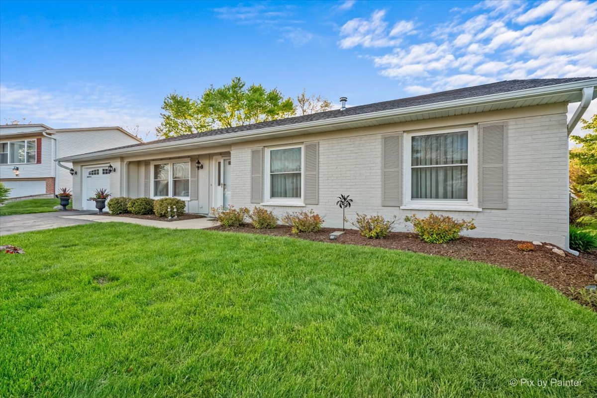 666 Surryse Road Lake Zurich, IL 60047 - Photo 42 of 44 Gallery Image 42