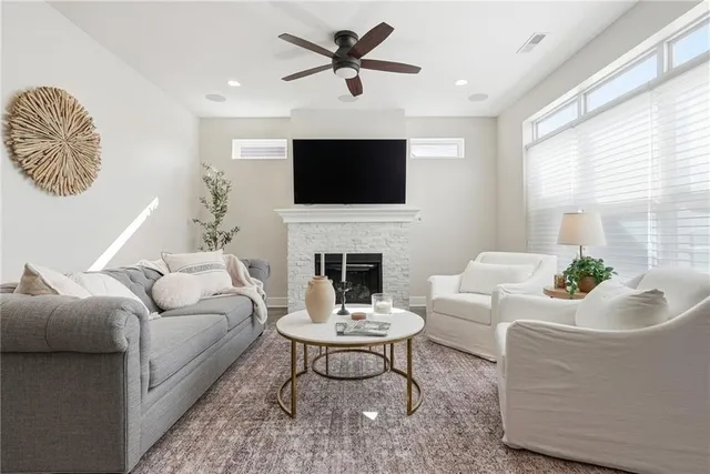 $574,900 | 113 Hill Pl Drive, McDonald, PA 15057