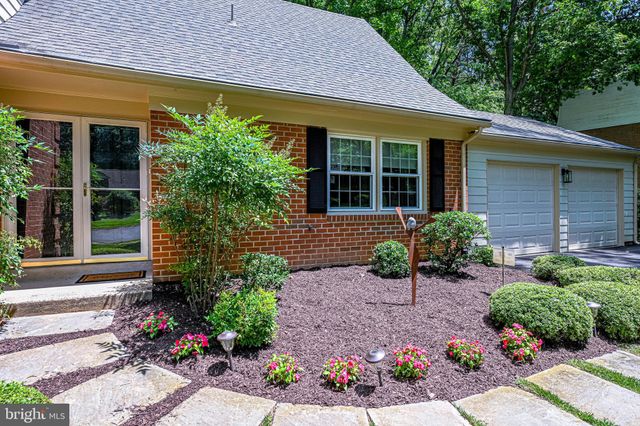 $1,100,000 | 1514 Snughill Court, Vienna, VA 22182