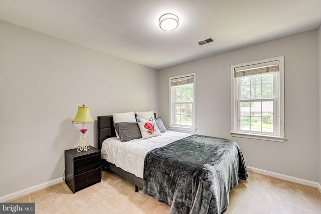 $1,100,000 | 1514 Snughill Court, Vienna, VA 22182