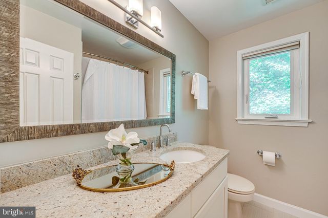 $1,100,000 | 1514 Snughill Court, Vienna, VA 22182