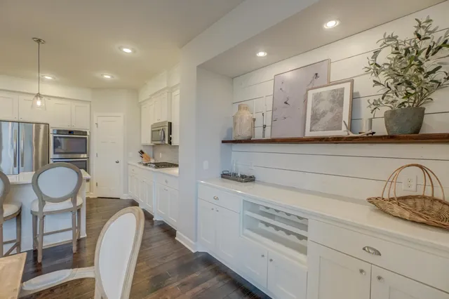 $749,900 | 4798 Prairie Trail North, Hugo, MN 55038