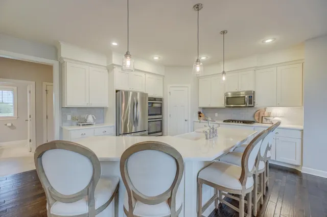 $749,900 | 4798 Prairie Trail North, Hugo, MN 55038