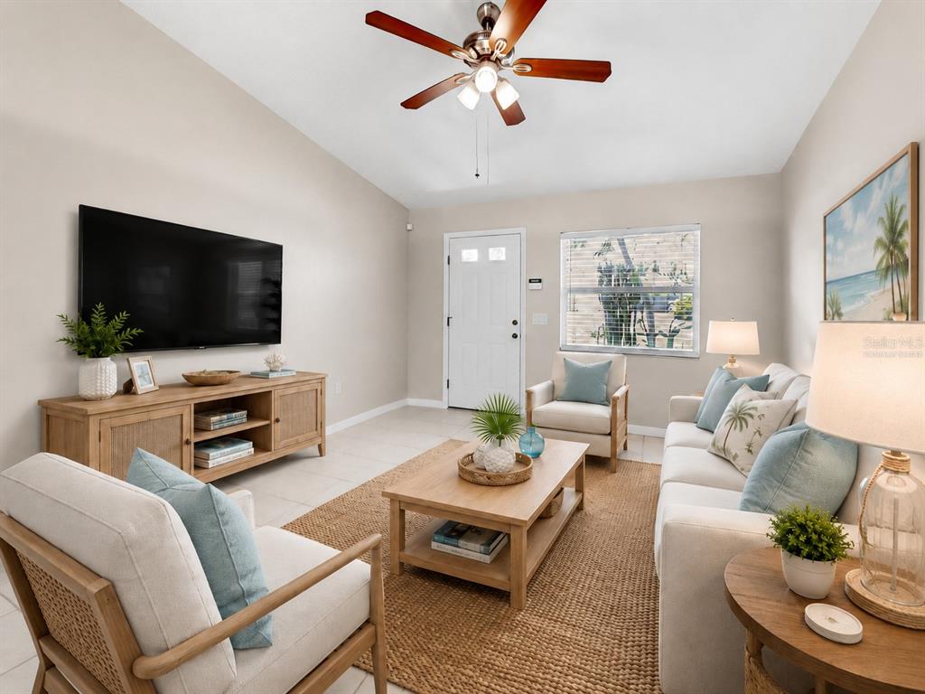 732 Nectar Road Venice, FL 34293 - Photo 2 of 31 Gallery Image 2