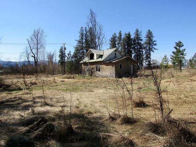 420 Calispel Road Cusick, WA 99119 - Photo 5 of 9
