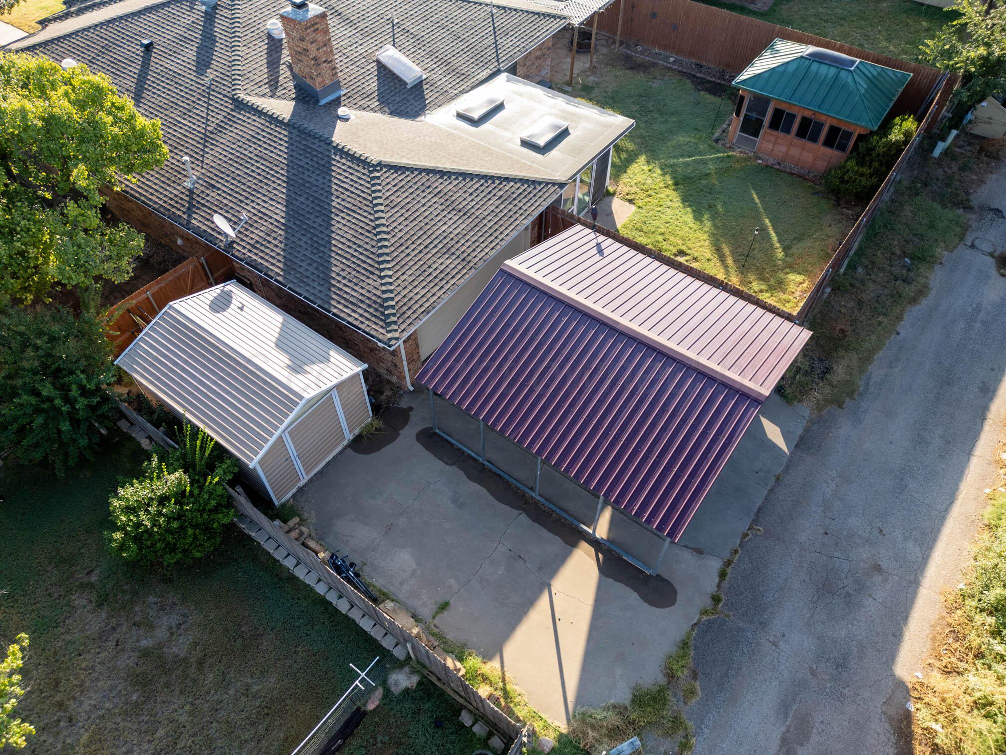6606 Drexel Road Amarillo, TX 79109 - Photo 44 of 44 an aerial view of a house with garden space and balcony