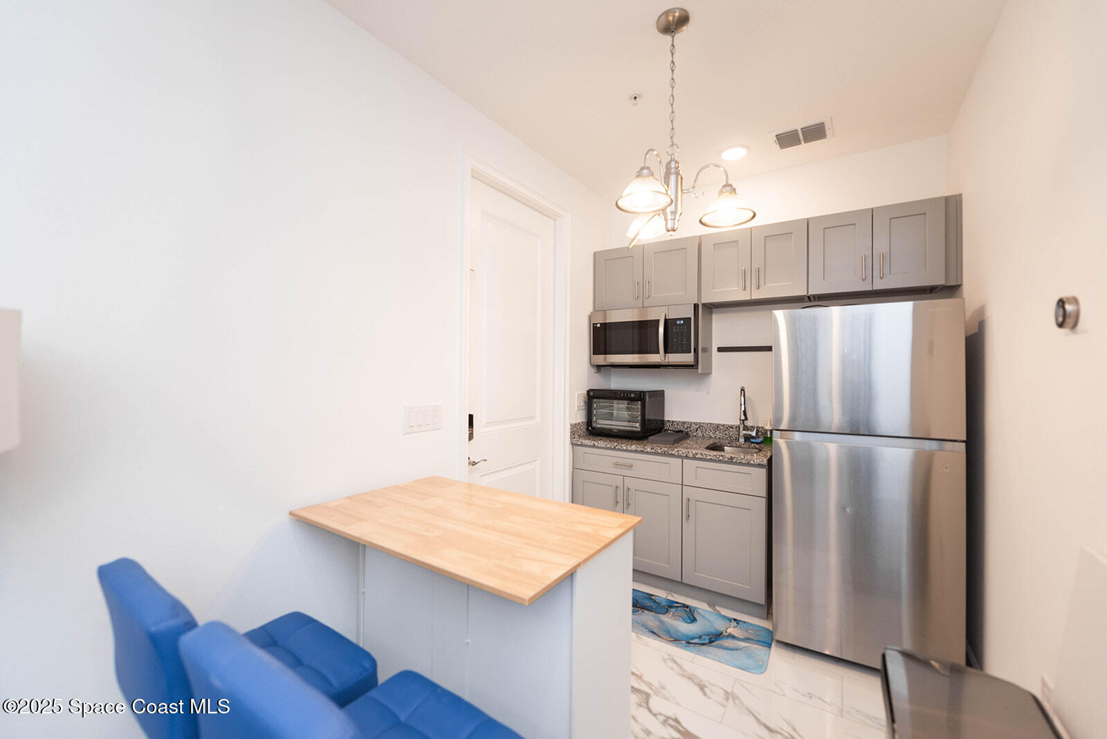 12164 Via Caselli Lane Windermere, FL 34786 - Photo 13 of 45 12164ViaCaselli-15