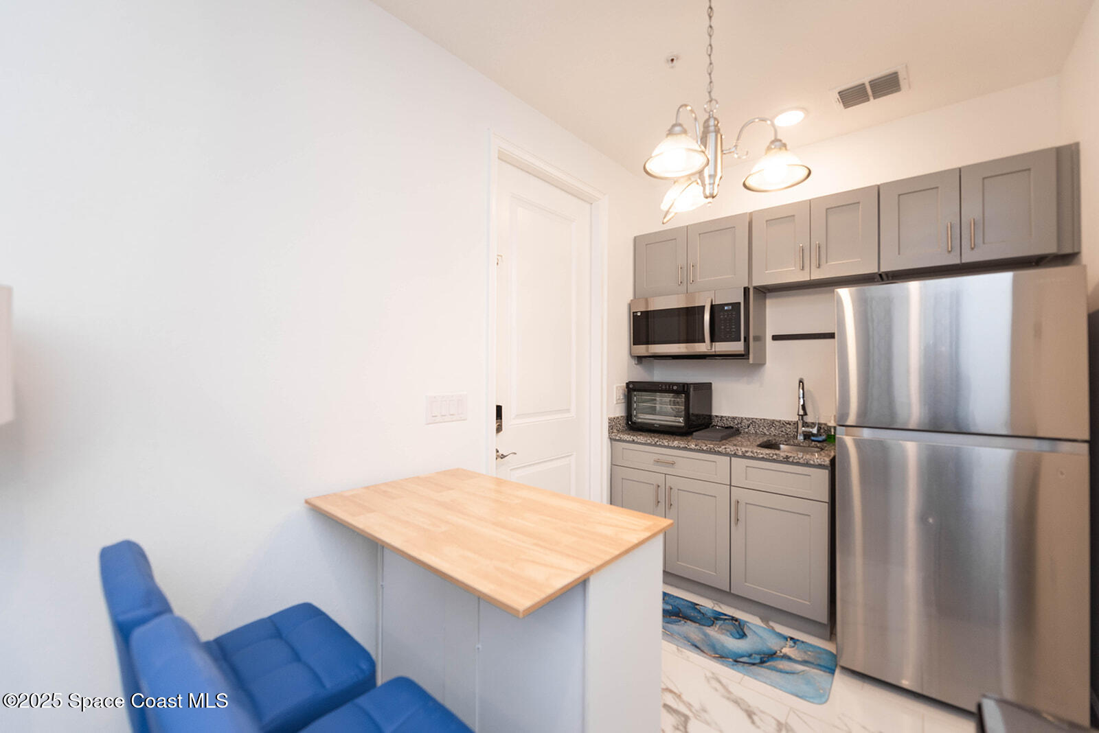 12164 Via Caselli Lane Windermere, FL 34786 - Photo 14 of 45 12164ViaCaselli-16