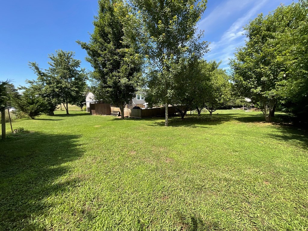 1509 Floyd Road Sevierville, TN 37876 - Photo 22 of 23 Gallery Image 22
