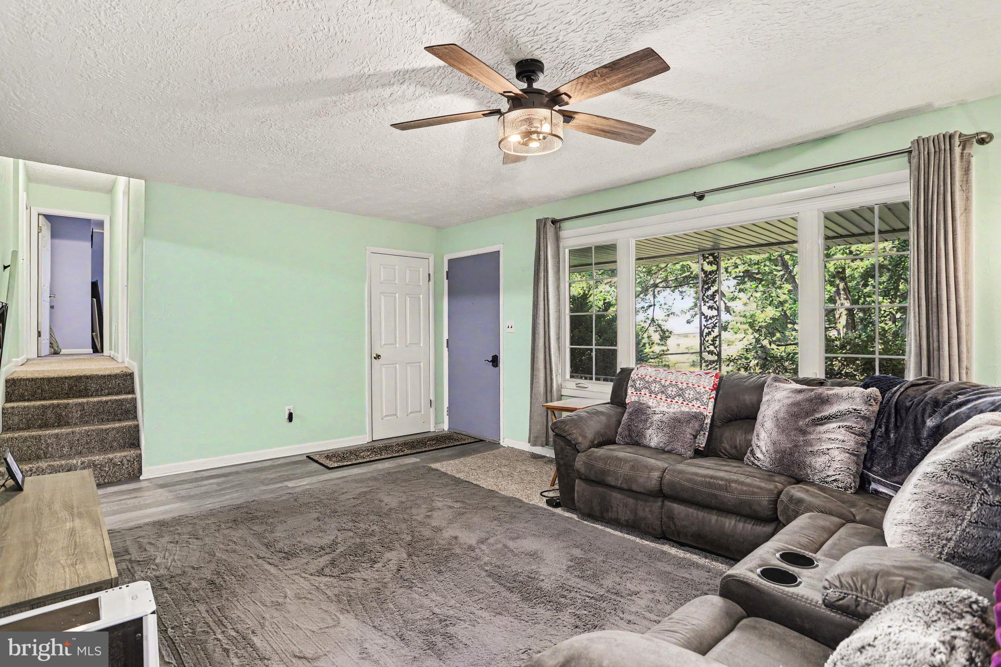 2885 Freysville Road Red Lion, PA 17356 - Photo 8 of 31