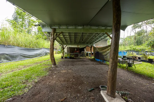 a view of outdoor space yard and patio
