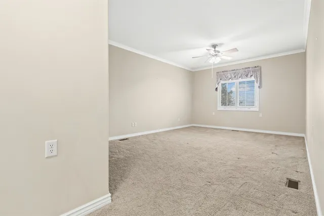 $365,000 | 113 Kingsway, Hesston, KS 67062