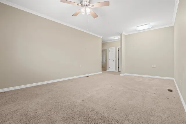 $365,000 | 113 Kingsway, Hesston, KS 67062