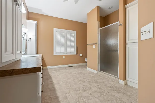 $365,000 | 113 Kingsway, Hesston, KS 67062