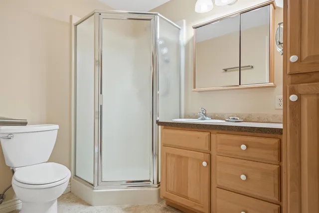 $365,000 | 113 Kingsway, Hesston, KS 67062