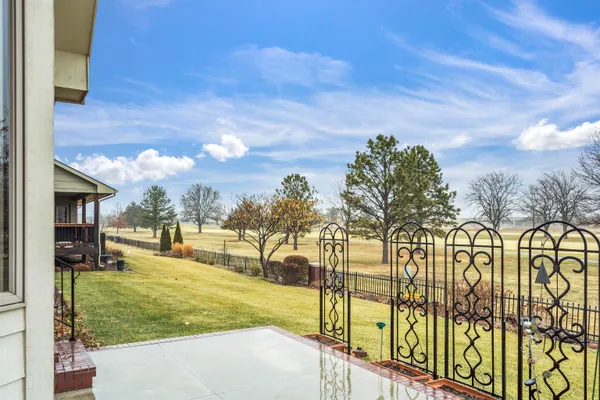 $365,000 | 113 Kingsway, Hesston, KS 67062