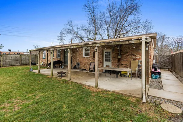 $155,000 | 1502 Powers Lane, Champaign, IL 61821