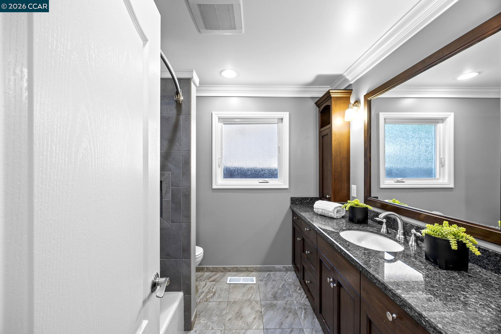 1320 Hookston Road Concord, CA 94518 - Photo 15 of 41 Gallery Image 15