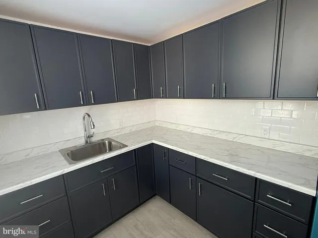 $1,400 | 4937 Walnut Street, Philadelphia, PA 19139