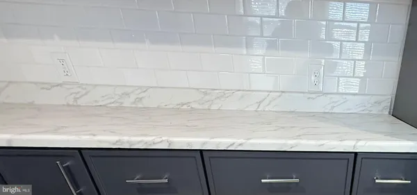 a close view of sink and tap