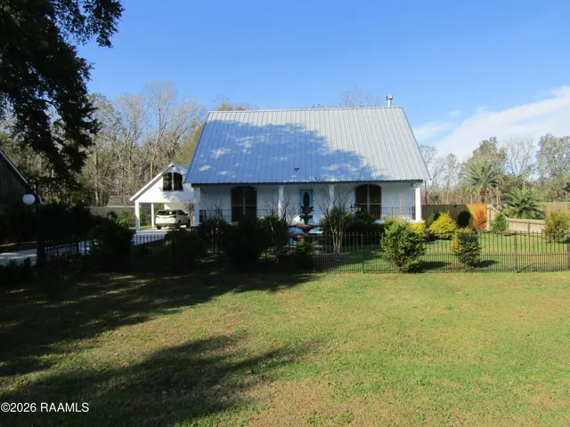 $239,900 | 405 Jacqueline Drive, New Iberia, LA 70563