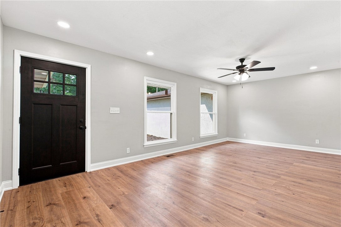 18973 Harrison Street Road Charleston, IL 61920 - Photo 5 of 30 Gallery Image 5