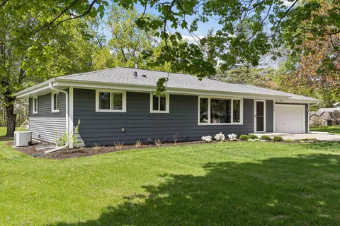 $475,000 | 1615 Garland Lane North, Plymouth, MN 55447