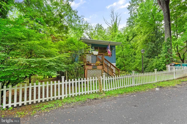 $275,000 | 230 Playwicki Street, Langhorne, PA 19047