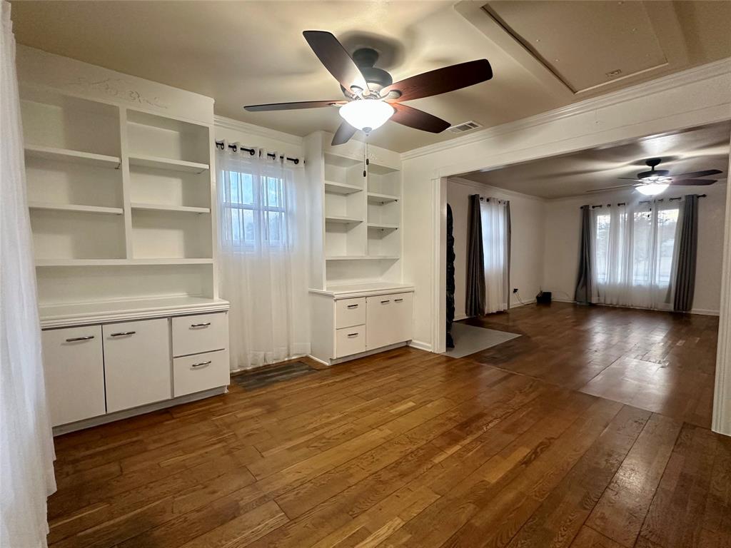 2734 Mildred Street Waco, TX 76706 - Photo 7 of 32 Dining room