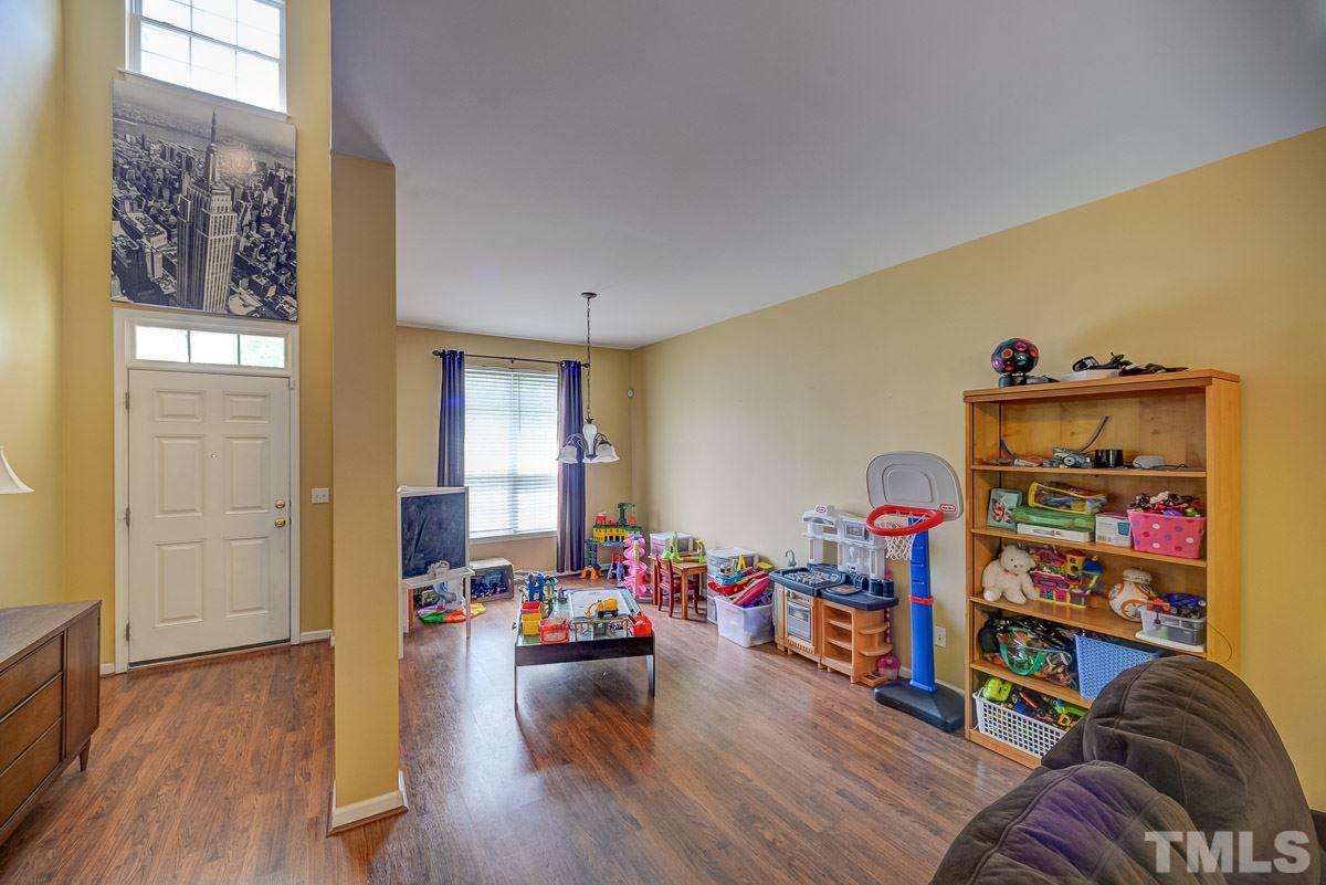 2367 Spruce Shadows Lane Raleigh, NC 27614 - Photo 11 of 28 Gallery Image 11