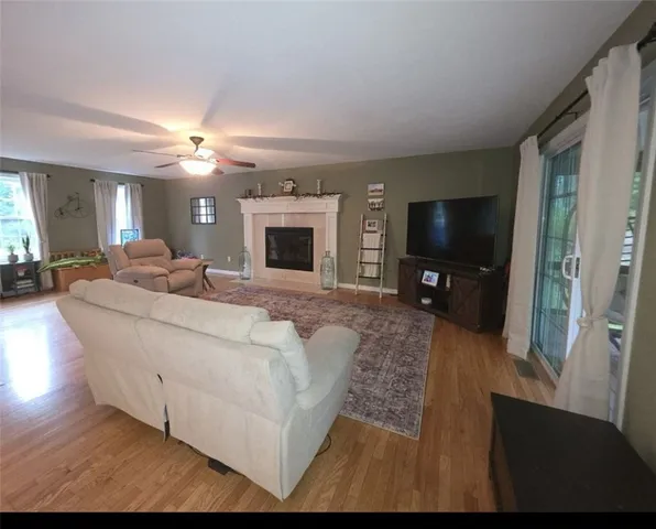 $720,000 | 131 East Killingly Road, Foster, RI 02825