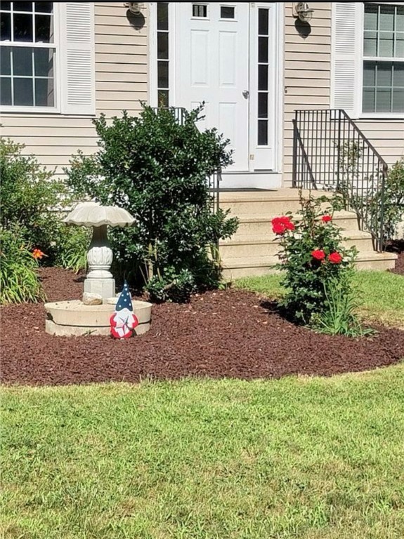 131 East Killingly Road Foster, RI 02825 - Photo 3 of 31